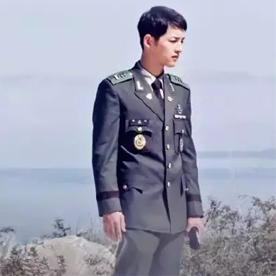 宋仲基手机主题军装版